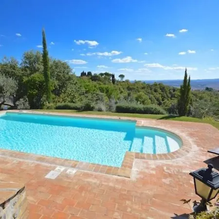 Private Pool Located In Tranquil Countryside In Umbria